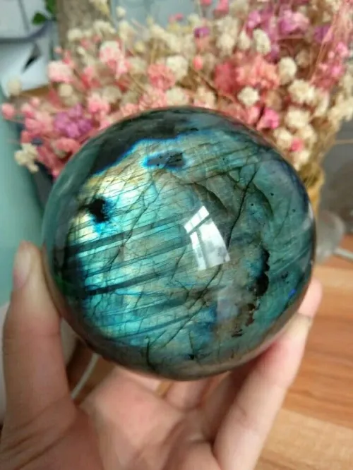 What Does Labradorite Mean Spiritually